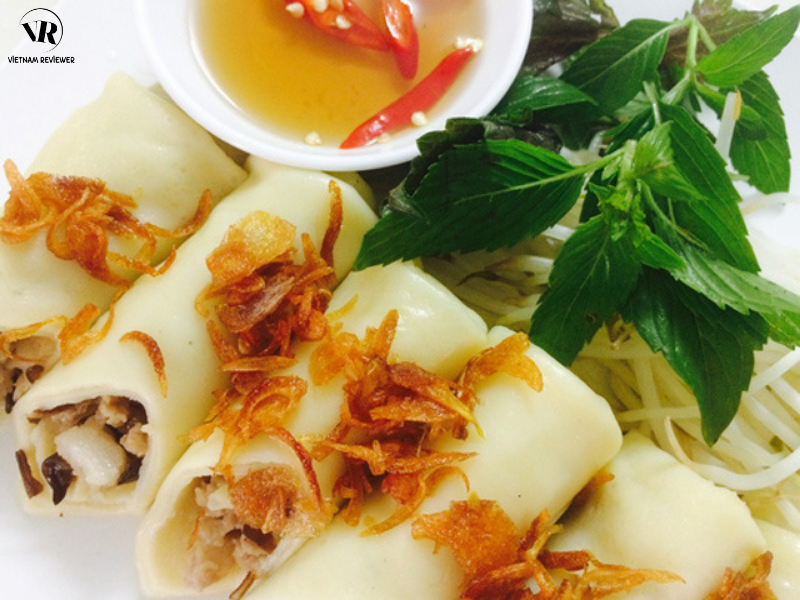 Egg Roll Cake - Delicious Dishes in Lang Son