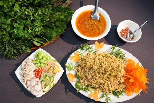 "Nhệch fish" salad - Ninh Binh specialties