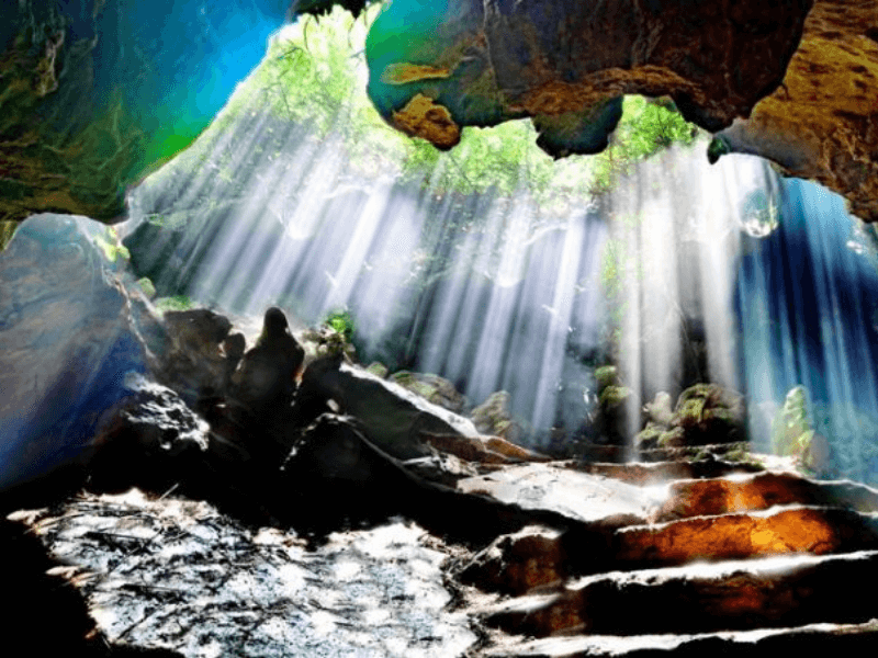 Thien Ha cave - Trang an - ninh binh