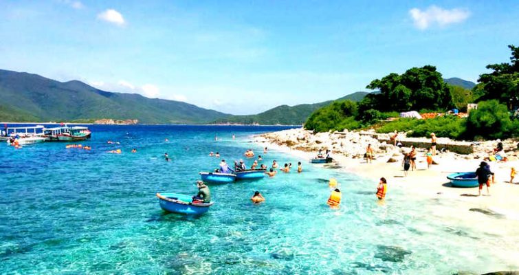 Mun Island - Famous islands in Nha Trang