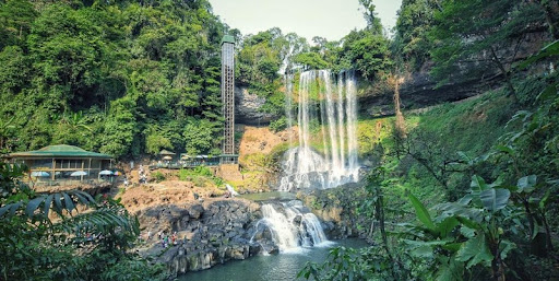 Dambri Waterfall