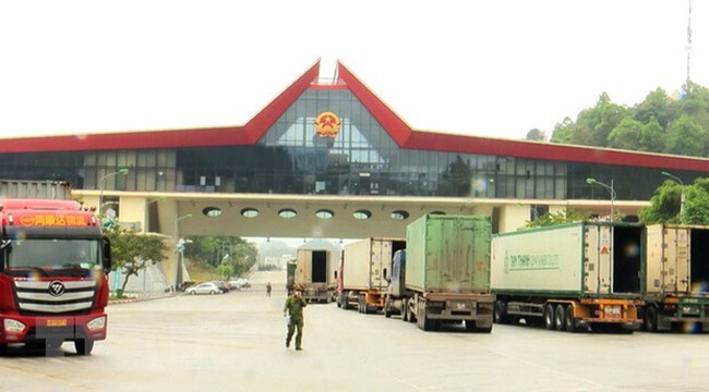 Huu Nghi Quan International Border Gate