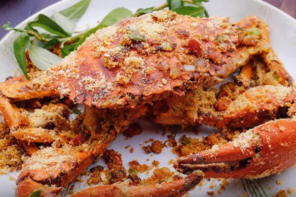 Fried crab with salt