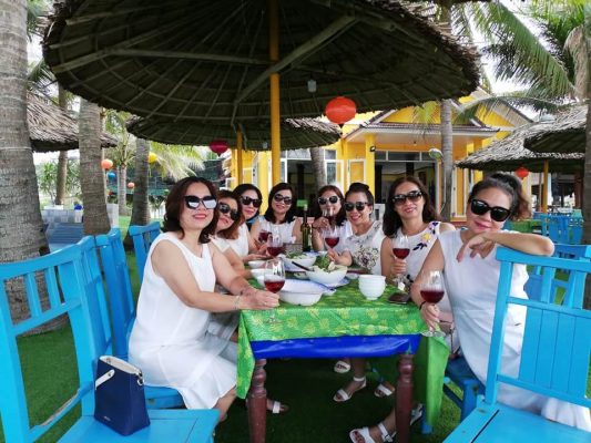 Hoa Hung Restaurant - Top 10 Best Seafood Restaurants in Hoi An