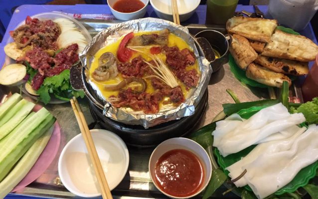 Gam Cau Grilled Stree - Top 8 famous food streets in Hanoi