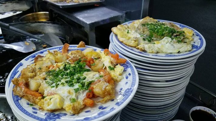 Fried rice flour cake Van Thanh - Top 10 famous dishes addresses in Saigon
