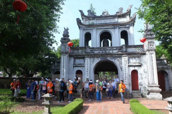 Quoc Tu Giam Temple - Top 11 famous destinations in Hanoi that you should visit once