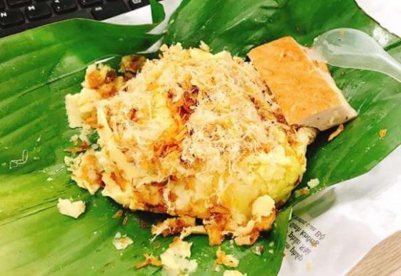 Vong Duc Cloud Sticky Rice - 7 delicious dishes in Hanoi