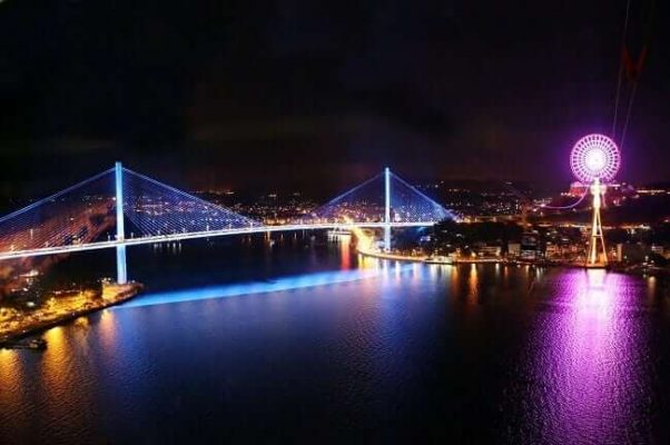 Bai Chay Bridge - Top 7 most "hot" nightlife places in Ha Long