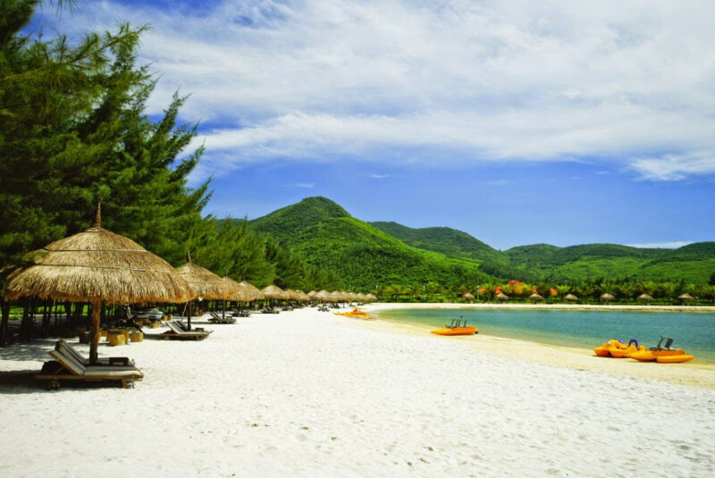 Quy Hoa Beach - Top 10 most famous tourist destinations in Quy Nhon
