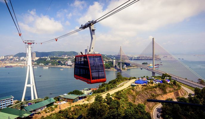 Queen Cable Car in Halong