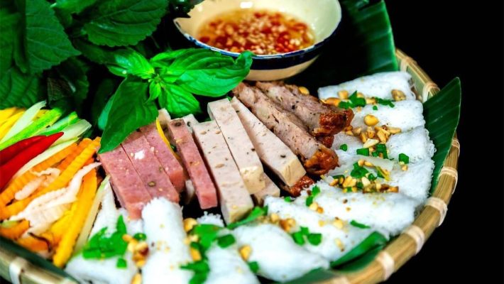 Phong Dien Roasted Pork Cake - Top 5 specialties in Can Tho 