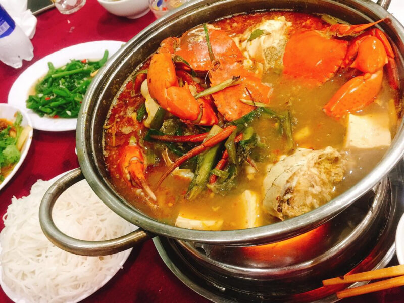 Cay Da Quan 2 - Grilled & Hot Pot Crab- Top 10 most delicious and crowded alley Restaurants in Da Lat