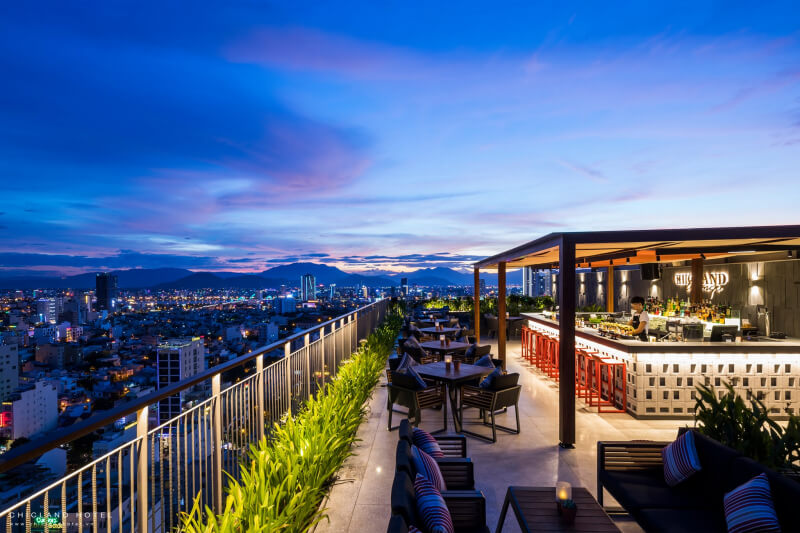 Chicland Lounge - Chicland Hotel - Top 6 Rooftop Coffee Shops in Son Tra Da Nang 