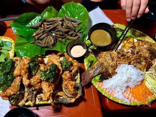 Phu Dat - Specialty Grilled Fish, Crispy Frog - Top 4 Best Night Restaurants in Ha Long