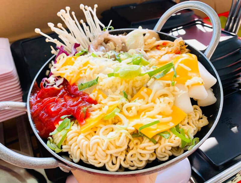 Mrs. Hanh Food - Top 9 delicious hot pot restaurants in Nha Trang, Khanh Hoa