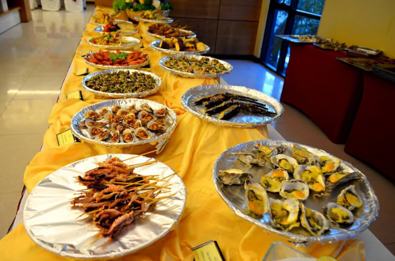 Muong Thanh Seafood BBQ Buffet Grand Nha Trang Hotel - Top 10 delicious and cheapest seafood buffet restaurants in Nha Trang