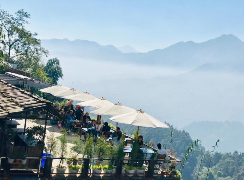 Fansipan Terrace Café & Homestay - Top 10 Sapa cafes with a view of ripe rice