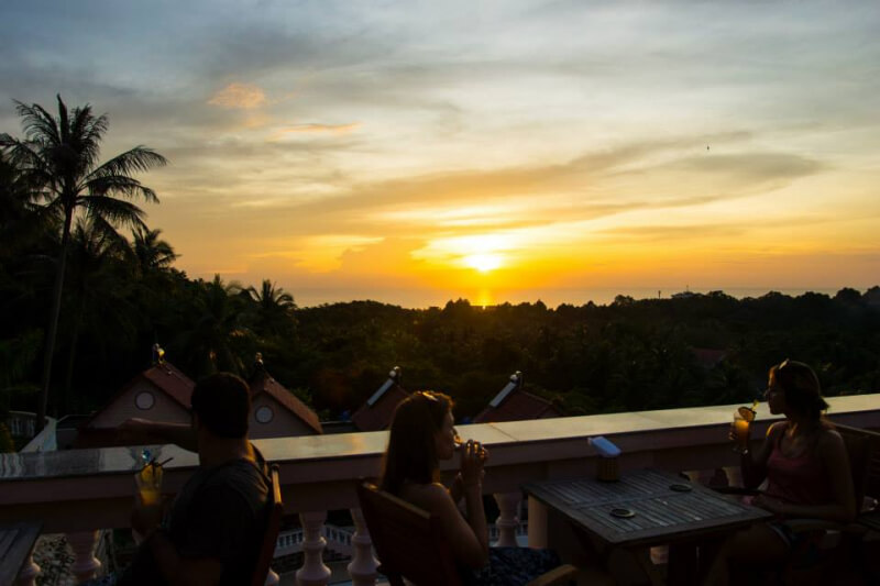 Hong Bin Sunset Rooftop Bar - Top 9 most famous bars and beer clubs in Phu Quoc