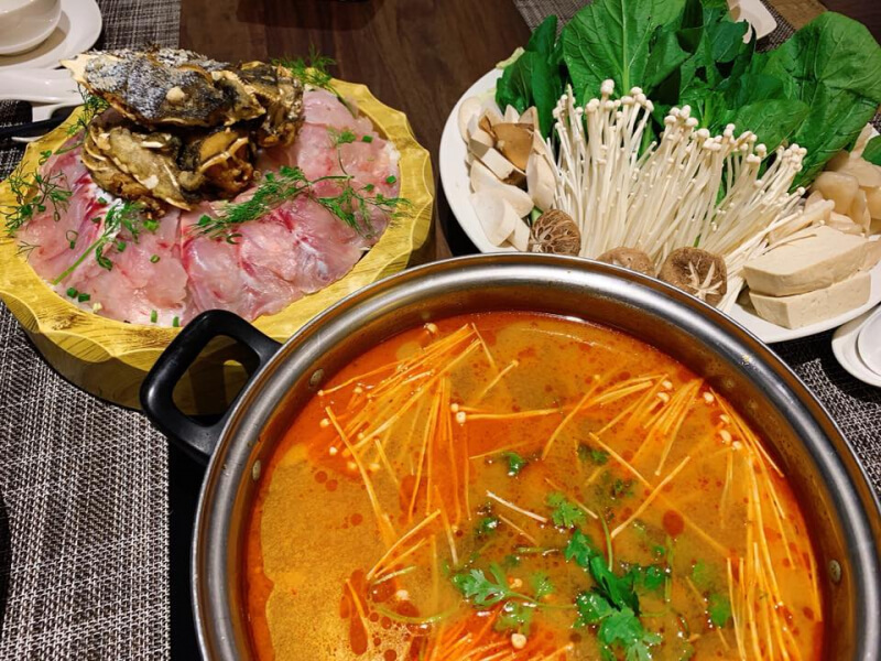 Son Doong Ha Long Restaurant - Top 10 best hot pot restaurants in Ha Long City