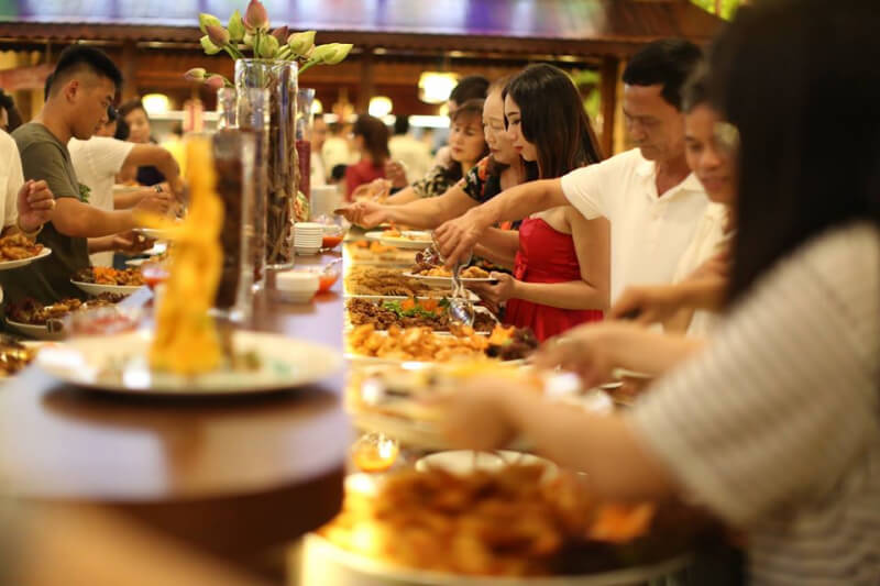 Sen A Dong Buffet Restaurant - Top 10 best seafood restaurants in Bai Chay