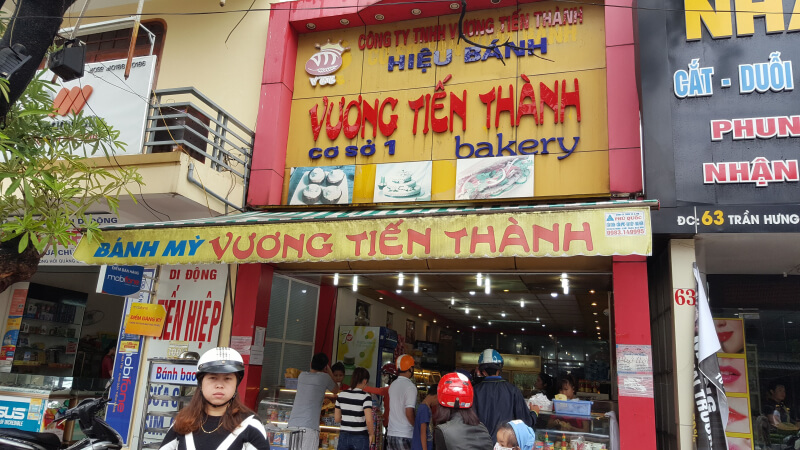 Vuong Tien Thanh Crispy Bread - Top 5 Best Banh Mi shops in Quang Binh