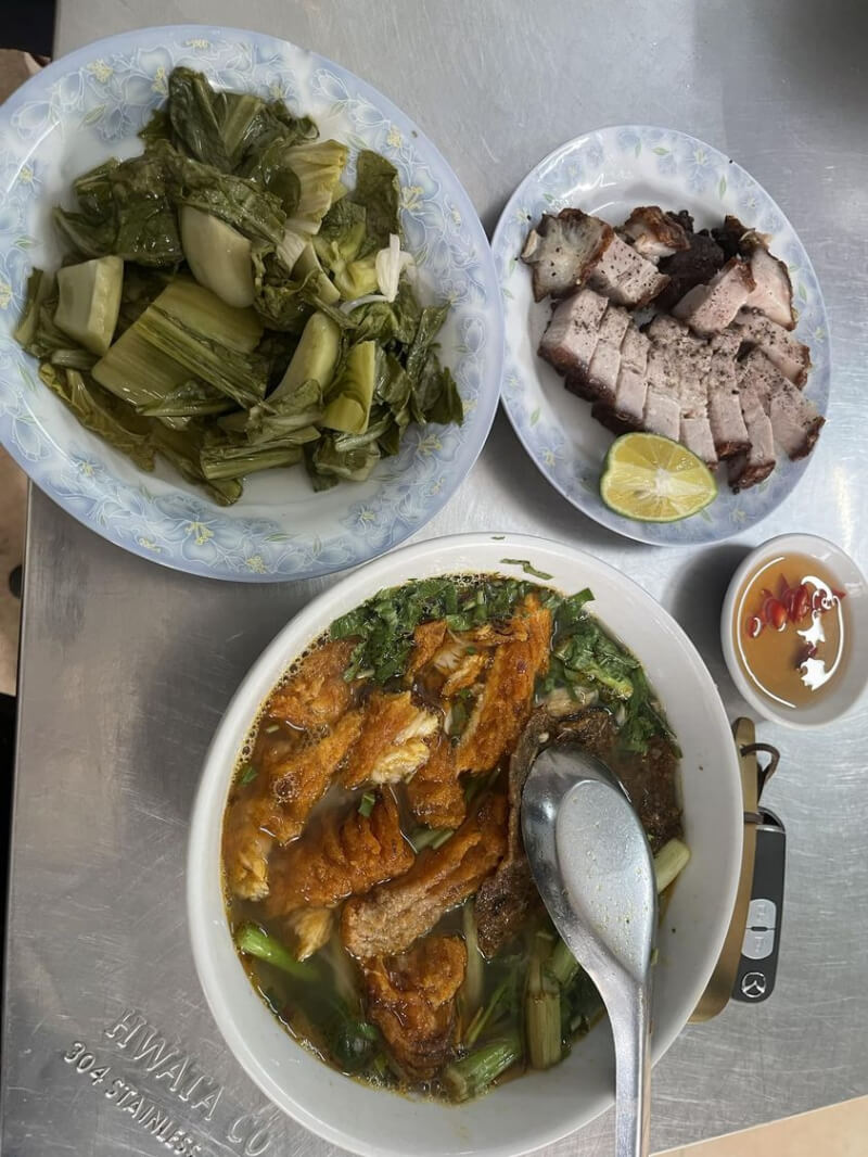 Phuc Tuu Fish Soup