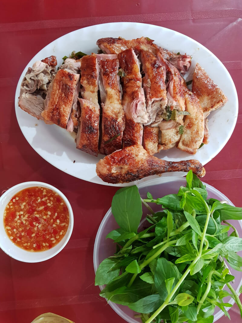 Lang Son Roast Duck Restaurant - Top 5 delicious and most famous roasted duck in Quang Binh