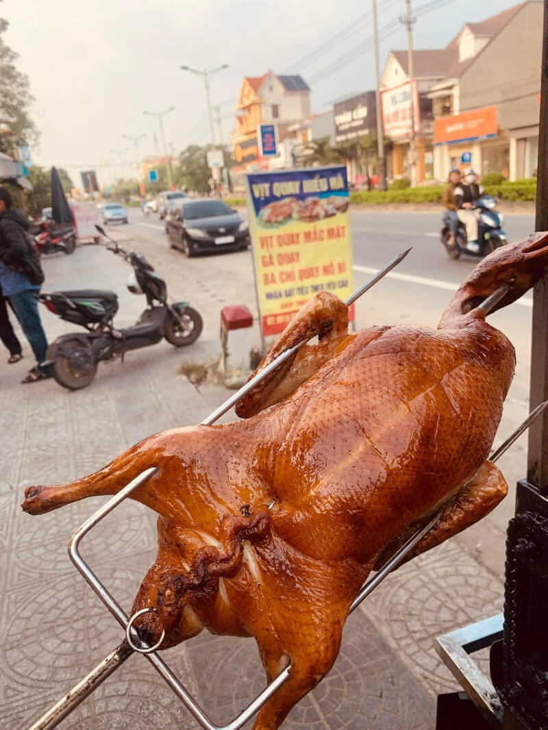 Hieu Ha Roasted Duck - Top 5 delicious and most famous roasted duck in Quang Binh