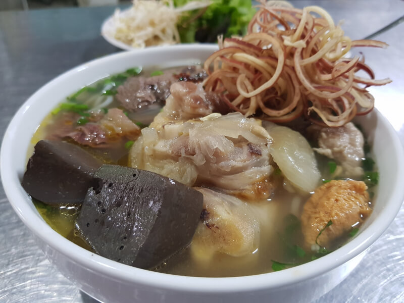 Hue Nhat Tan Beef Noodle Soup